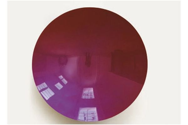 Anish-kapoor-the-biggest-sculptures-dangerous-optical-illusions-and-color-wars_14