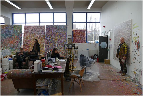 Modern-art-business-in-classical-traditions_06